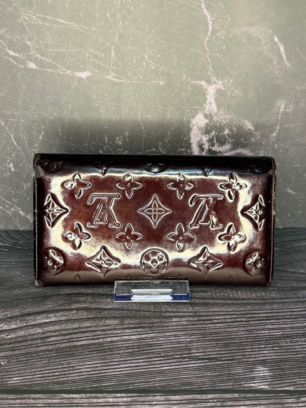 Louis Vuitton Amarante Vernis Sarah Wallet | LV Patent Leather | Full Inclusion - Picture 4 of 9